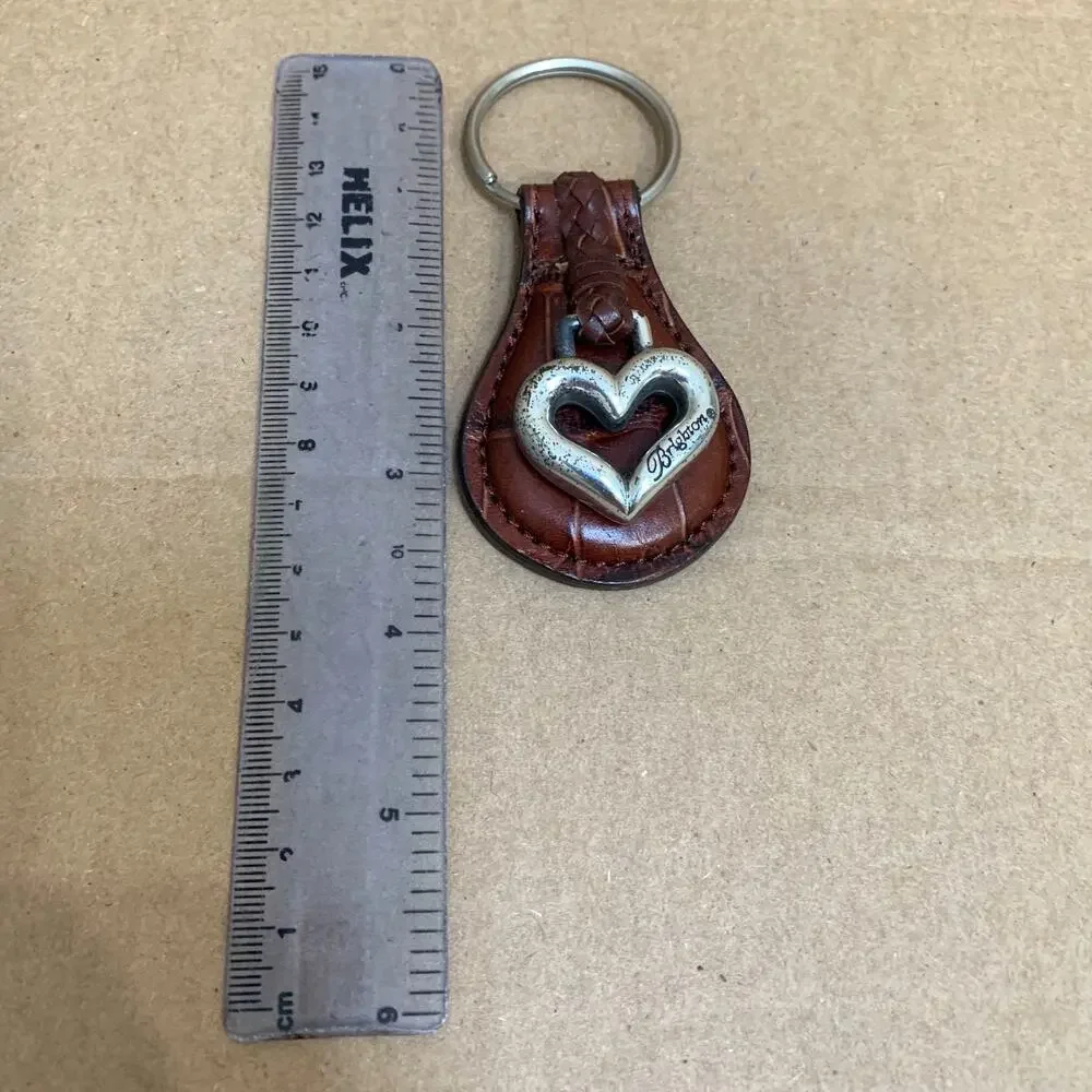 Vintage BRIGHTON ONE WORLD Brown Leather Key Ring Key Fob with HEART Charm